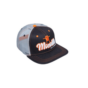 Schwarze Basecap mit orangen Nähten, weissem Mesh-Einsatz und gesticktem Monolith-Logo auf der Vorderseite.