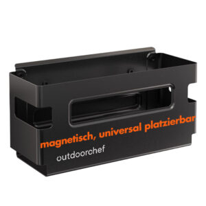 Schwarze magnetische Halterung von Outdoorchef mit seitlichen Aussparungen und grossem Schlitz in der Front.
